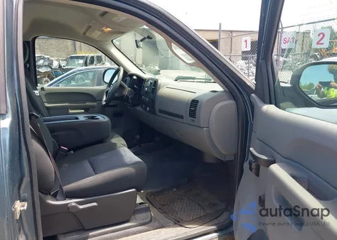 2010 Chevrolet Silverado 1500 Work Truck from USA, damaged, VIN 1GCPKPEX1AZ194526